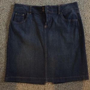 Denim skirt